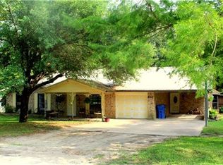 410 Noble St, Lovelady, TX 75851