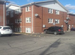 10105 Hartford Ct APT 1A, Schiller Park, IL 60176