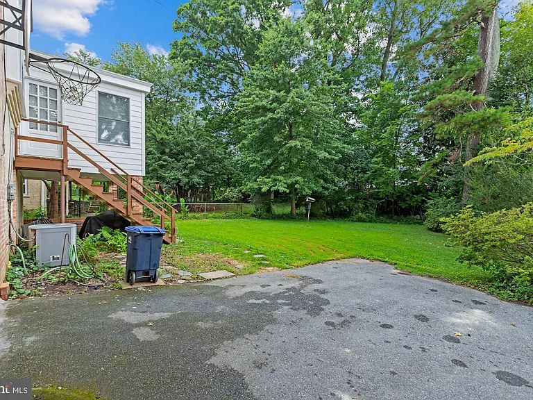 3273 Worthington St NW — Photo 36