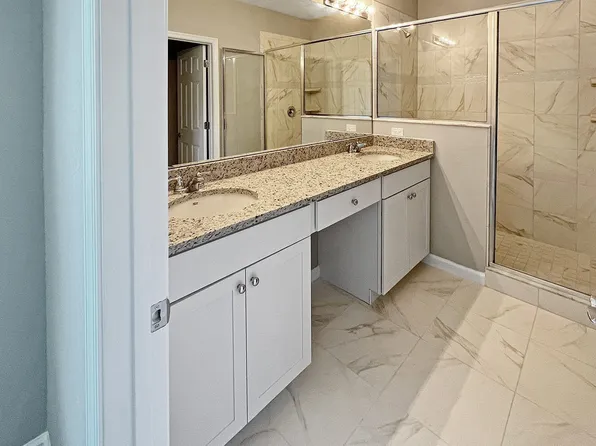 1218 NW Leonardo Cir, Port Saint Lucie, FL 34986