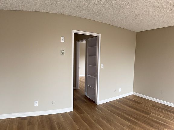5th image of 1709 E Glenoaks Blvd APT 7
