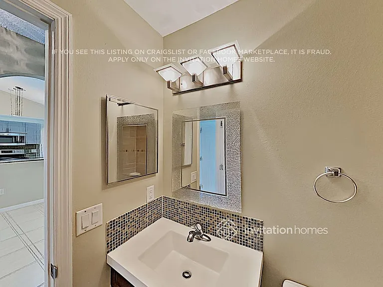 2110 SW Algiers St — Photo 13