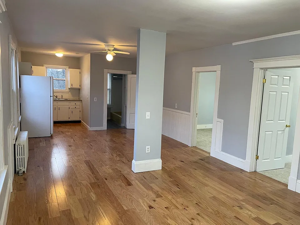 16 Ann St