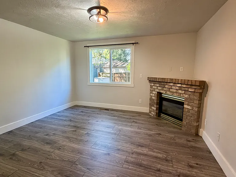 1307 SE 61st Pl — Photo 10