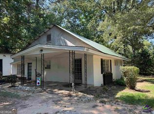 447 Hillside Ln, Byron, GA 31008