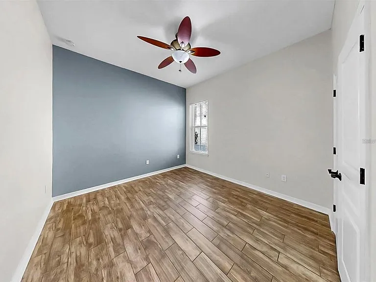 5237 Brighton Shore Dr — Photo 32