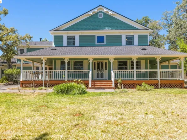 17732 Saddle Dr, Tuolumne, CA 95379