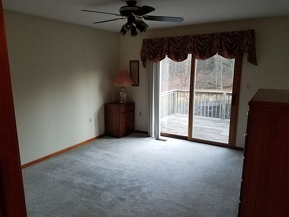 3rd image of 701 Driscoll Dr