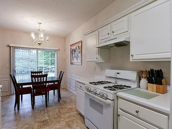 5th image of 3618 Gainesway Ct