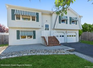 11 Annie Dr, Howell, NJ