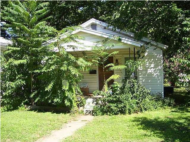1st image of 1734 Shadewood Ave