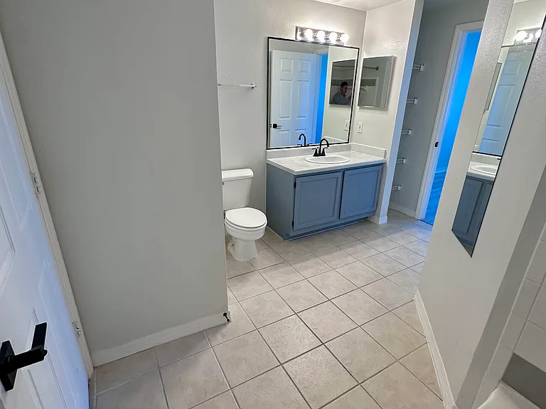 6413 Astor Village Ave #203 — Photo 12
