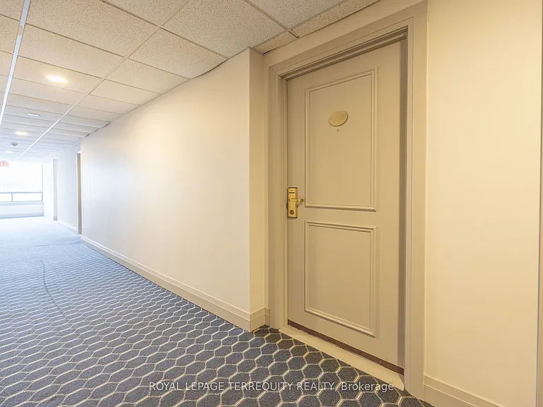 2737 Keele St #225 — Photo 2