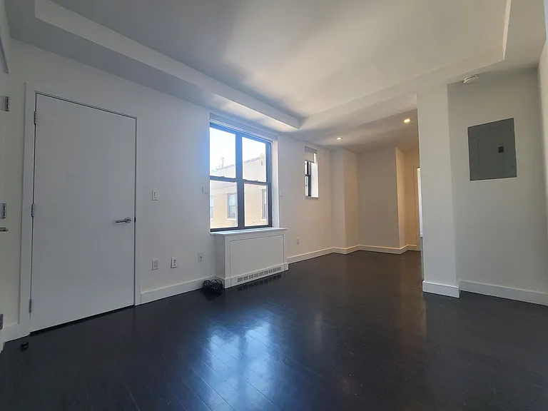 666 W End Ave #20AB — Photo 3