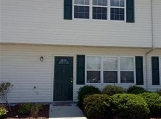 74 Crush Ct, Swansboro, NC 28584