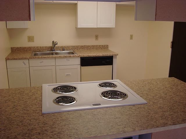 New Kitchen in N. Unit