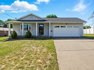 404 7th St NW, North Canton, OH
