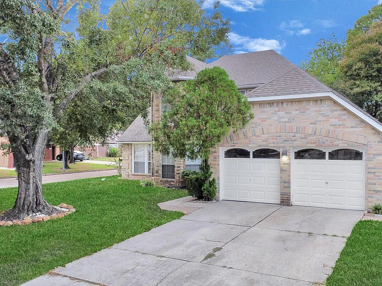 14810 Cypress Ridge Dr — Photo 4