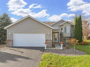 541 Terrace Rd NW, Saint Michael, MN 55376