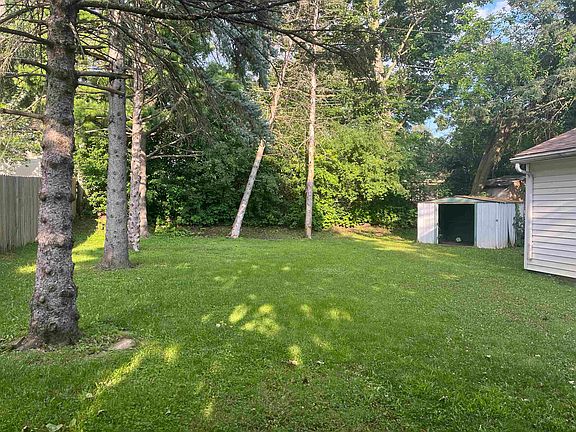 4th image of 720 Blenheim Dr