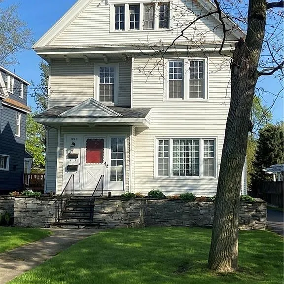 1801 James St #2 — Photo 1