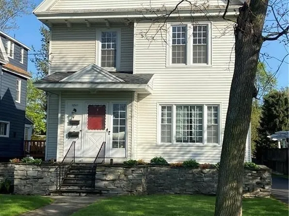 1801 James St #2, Syracuse, NY 13206