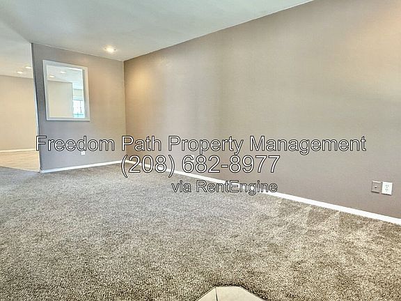 2nd image of 13904 N Cassia St