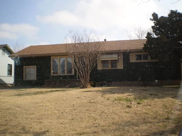 1588 Colorado Ave, Bartlesville, OK 74003