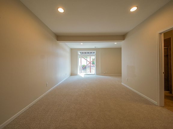 3rd image of 433 Berry Chase Way