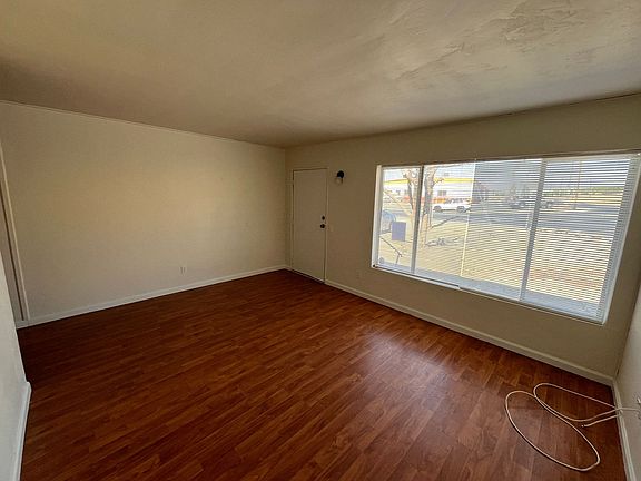 4th image of 405-425 W Westfield Ave #405