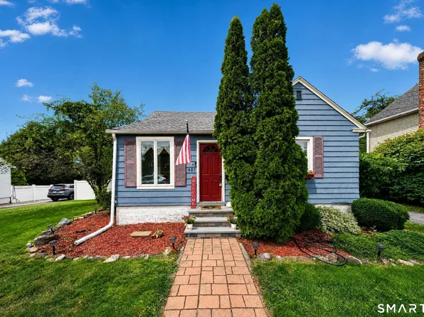 421 Wakelee Avenue, Stratford, CT 06614