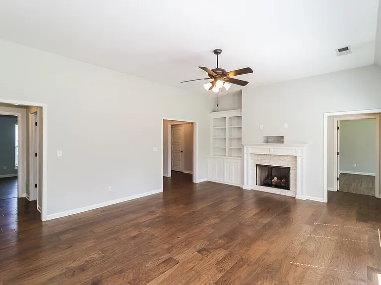 3811 Dawnwood Cir W — Photo 6