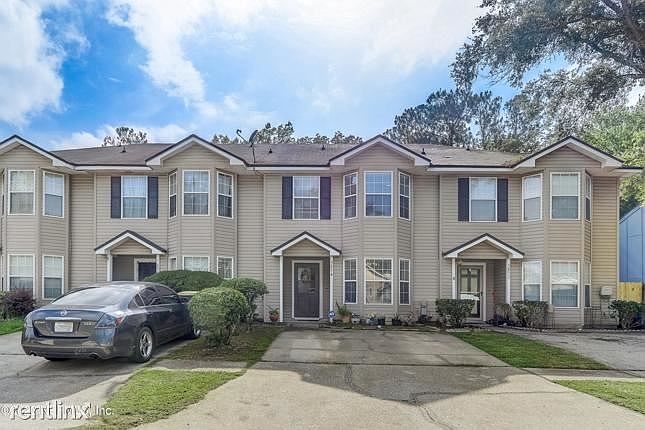 1st image of 5854R Liska Dr