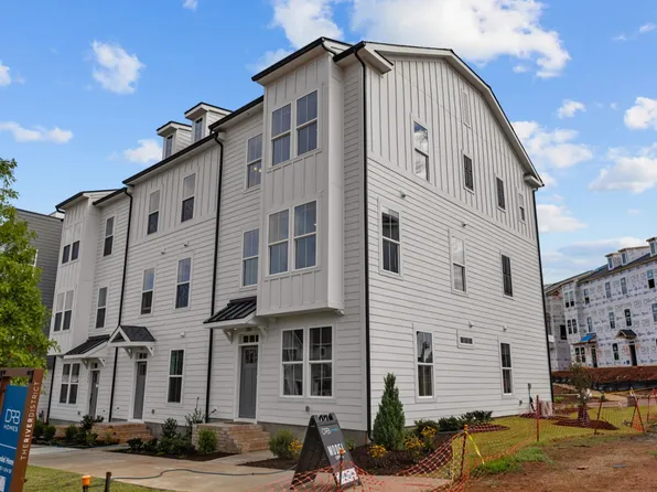 Landon Plan, The River District Townhomes