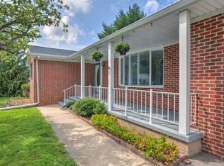 650 Mer Edinburg Rd, Hamilton, NJ 08619