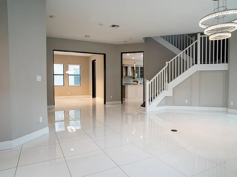 8665 E Baypoint Cir — Photo 6