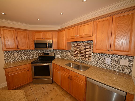 Granite countertops with microwave