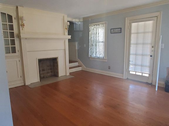 3rd image of 2920 Noyes Ave SE