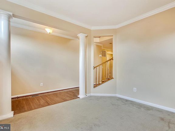 5th image of 9921 E Hill Dr