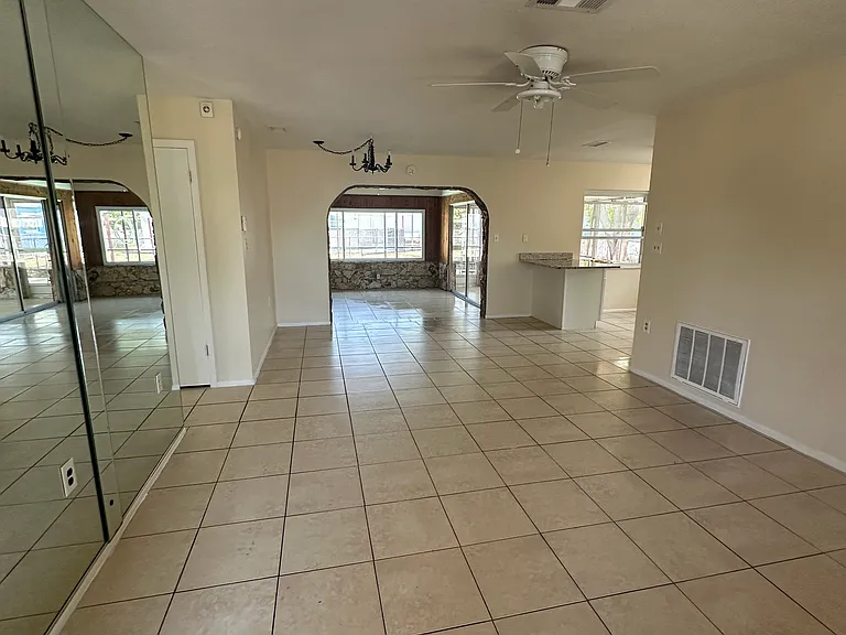 9828 Woodstock Ln — Photo 3