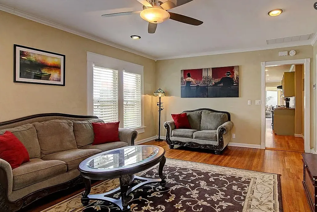 2 bed, 1414 sqft, $2,200 — Photo 4
