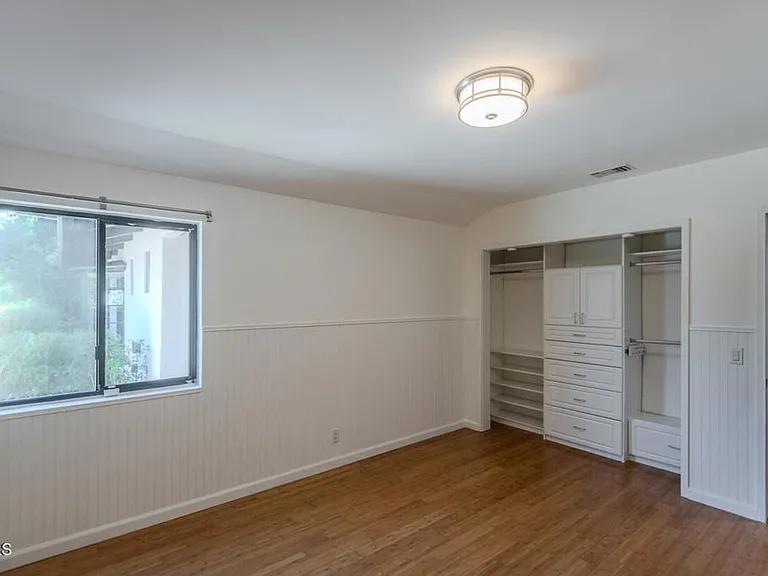 4819 Oakwood Ave — Photo 20