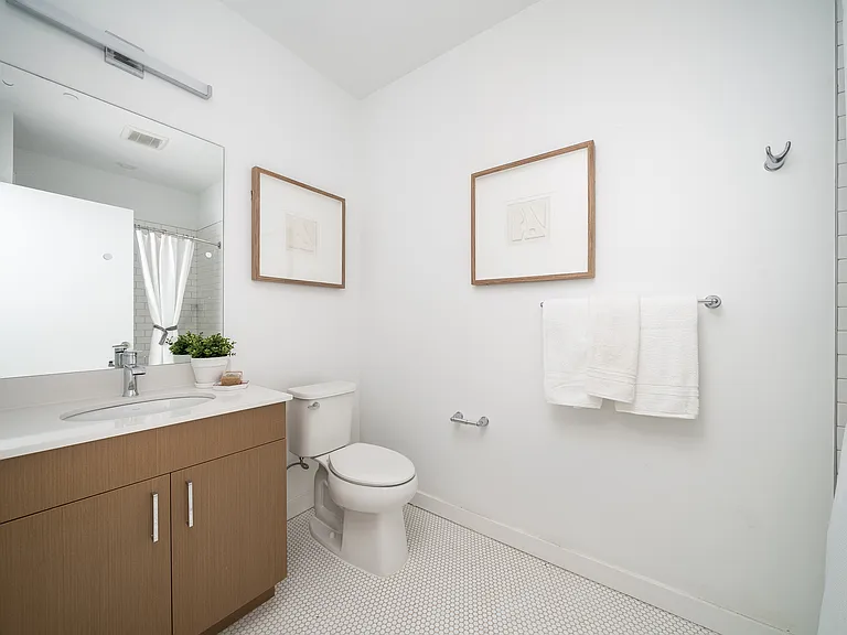 1008 South Ave #210 — Photo 6