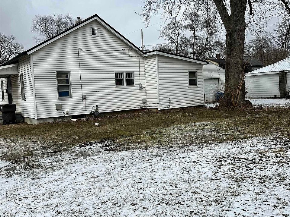 2nd image of 416 Sherman St