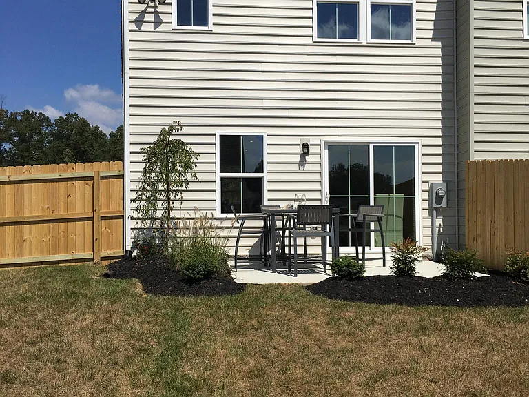 3425 Argent Ln — Photo 9