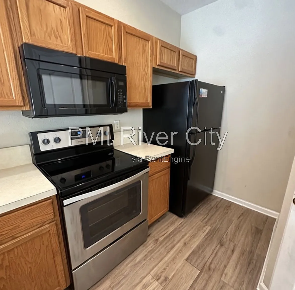 2 bed, 2.5 bath, 1220 sqft, $1,400 — Photo 3