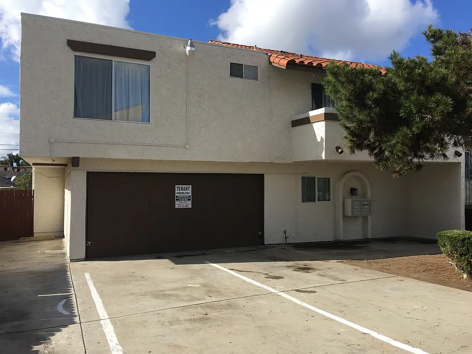 4162 Estrella Ave #3