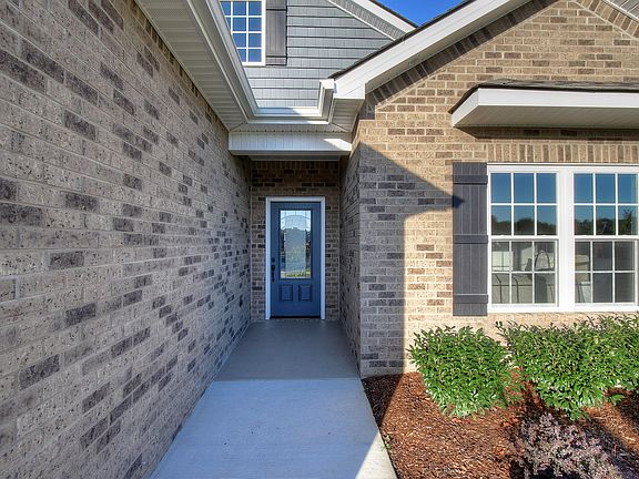 4th image of 1008 Osler Ct
