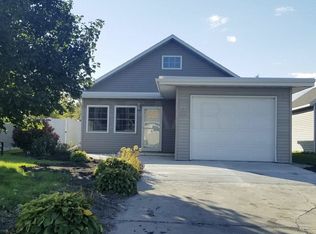 312 Hougen St S, Northwood, ND 58267
