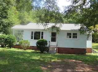 103 Pamela Ln, Laurens, SC 29360